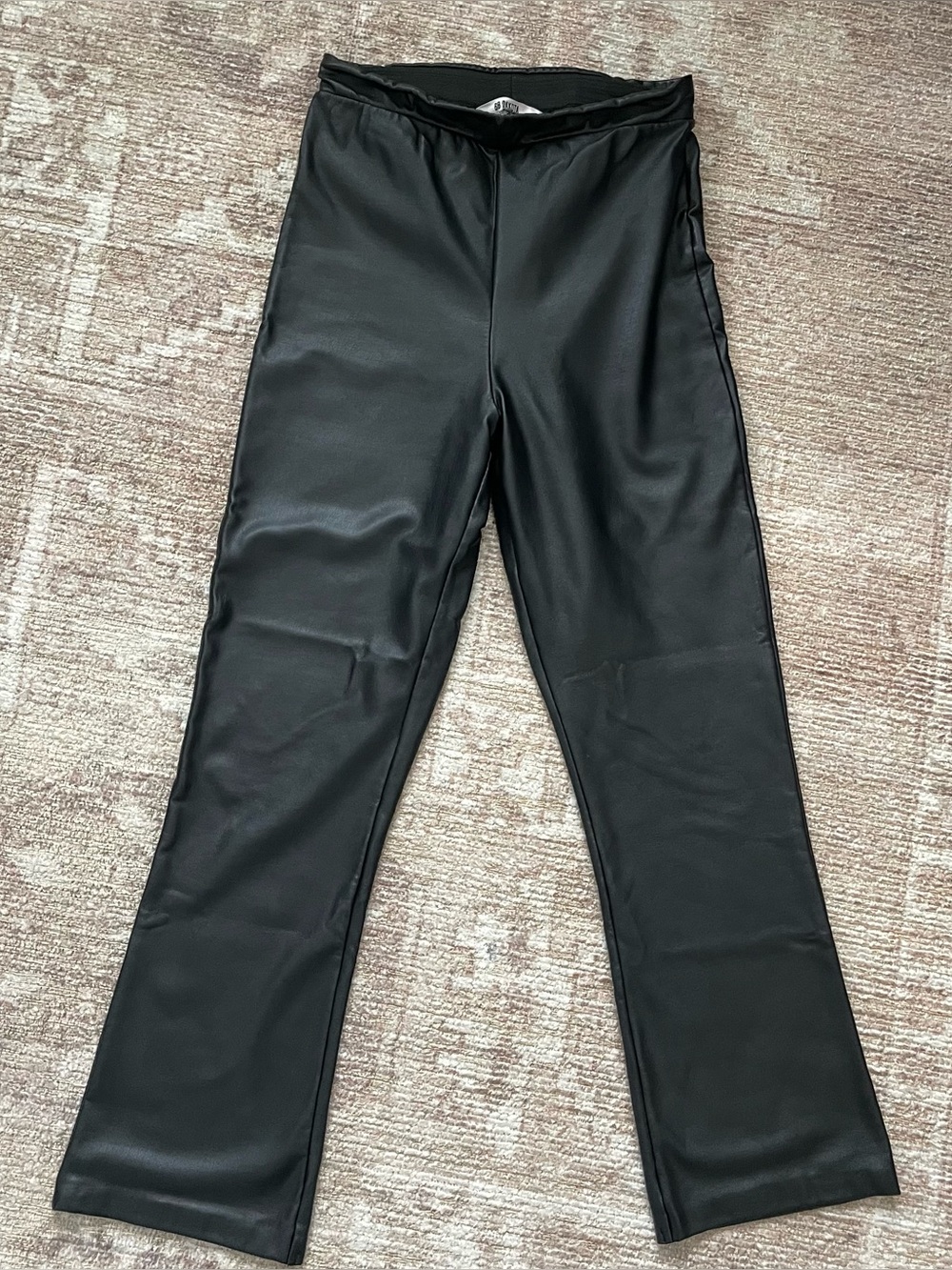 ‼️BB DAKOTA‼️ Faux Leather Cropped Pants, Small